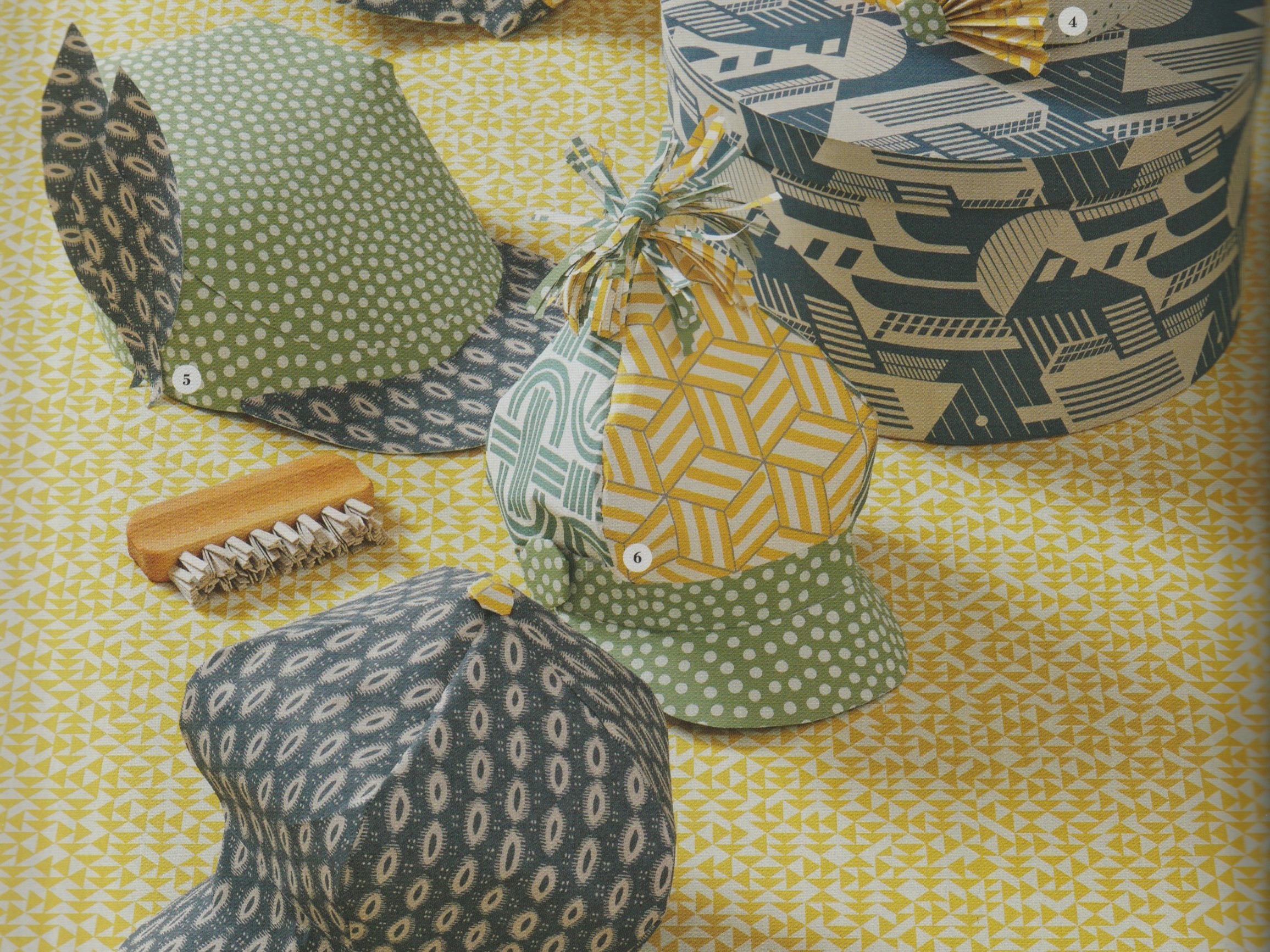World Of Interiors April 2020 – Macita Indigo Wallpaper